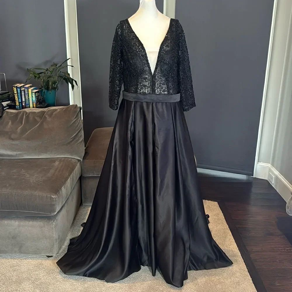 Women’s Black Satin 3/4 Sleeve Sparkly Sheer Bodice Formal Dress LegSlit Size 12